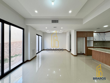 Casa en venta en Valle Escondido