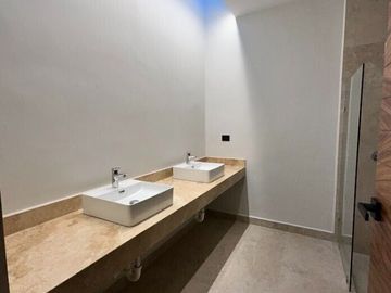 Casa en Venta en Temozón Norte, 3 recámaras, 3.5 baños