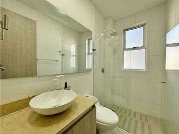 Venta apartamento con patio 3 alcobas Cartagena Laguna Club Cartagena