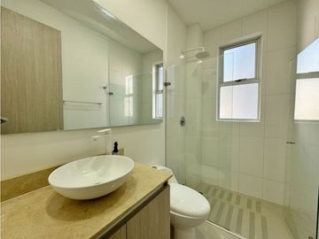 Venta apartamento con patio 3 alcobas Cartagena Laguna Club Cartagena