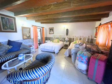 CASA EN VENTA EN TEQUISQUIAPAN EN GRANJAS RESIDECIALES. Nancy
