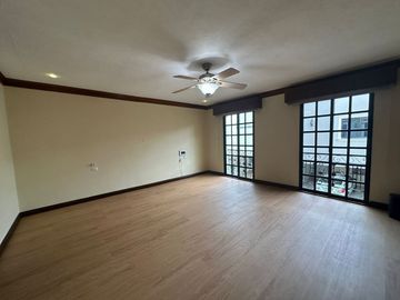 Casa en Fracc. Privado en Venta.