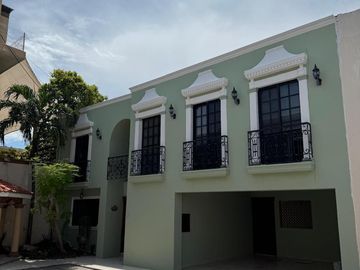 Casa en Fracc. Privado en Venta.