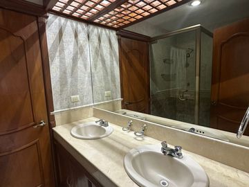 Casa en Fracc. Privado en Venta.
