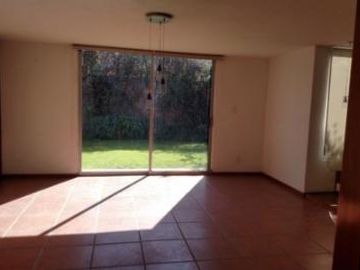 CASA EN VENTA EN ZONA SANTA CRUZ BUENAVISTA, PUEBLA