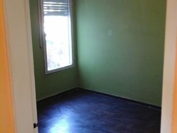 Casa en alquiler en Moron Sur