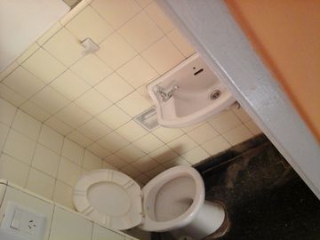 Casa en alquiler en Moron Sur