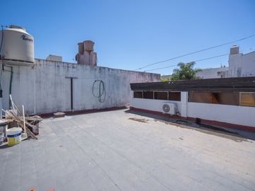 Venta casa 4 ambientes C/ quincho y pileta