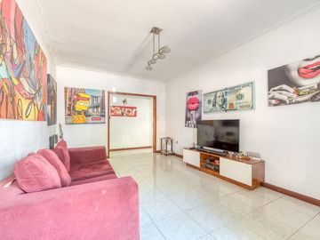 Venta casa 4 ambientes C/ quincho y pileta
