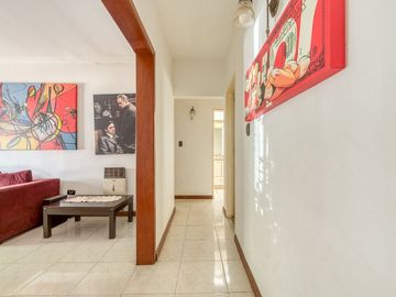 Venta casa 4 ambientes C/ quincho y pileta