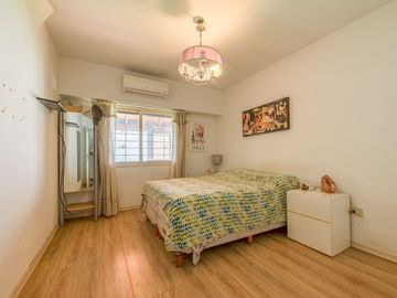 Venta casa 4 ambientes C/ quincho y pileta