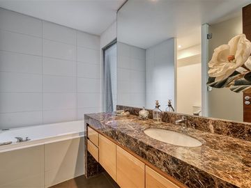 Departamento en Venta en Avenida valle Escondido