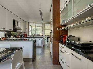 Departamento en Venta en Avenida valle Escondido