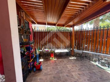 Casa en Venta en Monte Aconcagua / Alfonso Vial