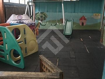 Local Comercial en Venta en José Luis infante Larraín con Lago Lugano