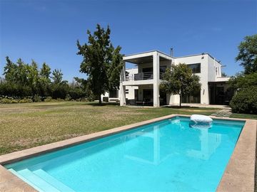 Casa en Venta en Los algarrobos IV