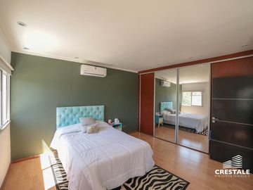 Casa 3 dormitorios en venta - Cadaques Funes Hills