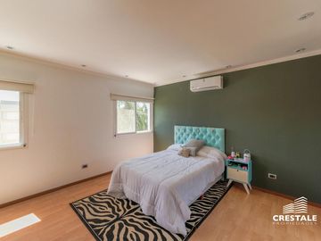 Casa 3 dormitorios en venta - Cadaques Funes Hills