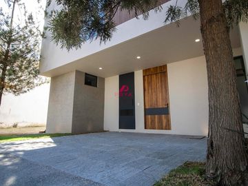 Casa en Venta en Solares  ,Zapopan Jal