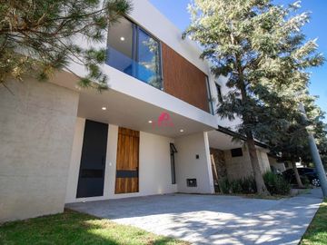 Casa en Venta en Solares  ,Zapopan Jal