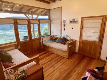 Importante Casa CON VISTAS UNICASS EN FALDEOS DE CHAPELCO - San Martin De Los Andes