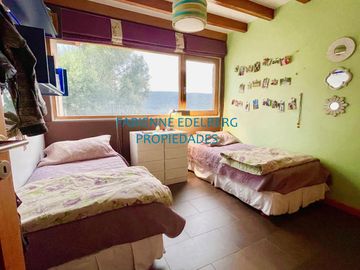 Importante Casa CON VISTAS UNICASS EN FALDEOS DE CHAPELCO - San Martin De Los Andes