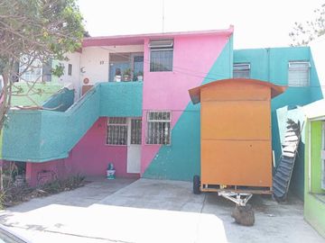 Casa duplex ubicada en Fracc. Rafael Carrillo a un costado del estadio Morelos