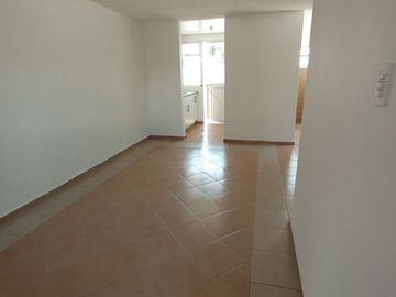 Casa duplex ubicada en Fracc. Rafael Carrillo a un costado del estadio Morelos