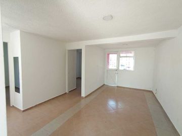 Casa duplex ubicada en Fracc. Rafael Carrillo a un costado del estadio Morelos