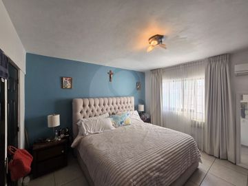 Casa uso de suelo en venta en Fraccionamiento Jardines del Country