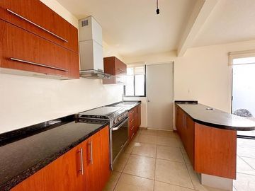 CASA CON ROOF GARDEN EN VENTA EN ZIBATÁ