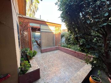 Se vende Hermosa Casa 3d 2b 2 Est, La Llanura /santa Julia