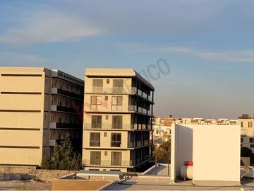 Descubre la elegancia y comodidad de nuestra casa lujosa. ¡Vive el lujo en cada detalle! ¡Reserva ahora y disfruta de una experiencia inolvidable!