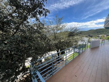 CASA EN VENTA EN SIERRA ALTA