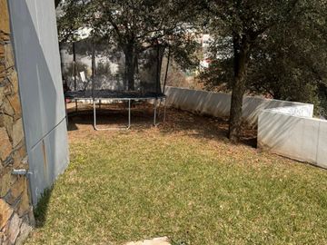 CASA EN VENTA EN SIERRA ALTA