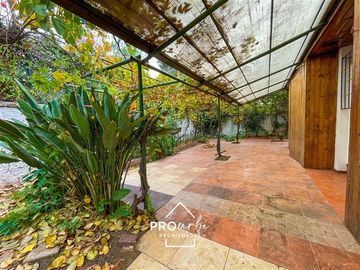 Casa en Venta en JOSE ORTEGA Y GASSET BUEN TERRENO