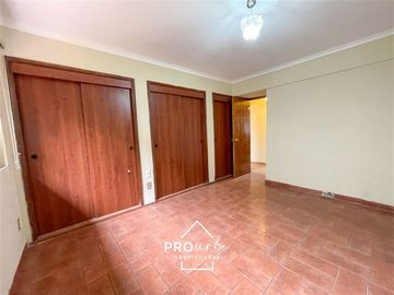 Casa en Venta en JOSE ORTEGA Y GASSET BUEN TERRENO