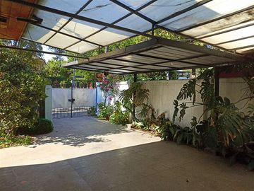 Casa en Venta en JOSE ORTEGA Y GASSET BUEN TERRENO