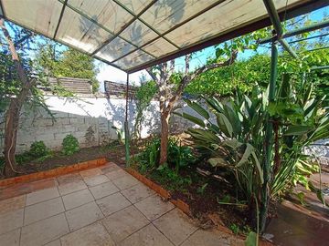 Casa en Venta en JOSE ORTEGA Y GASSET BUEN TERRENO