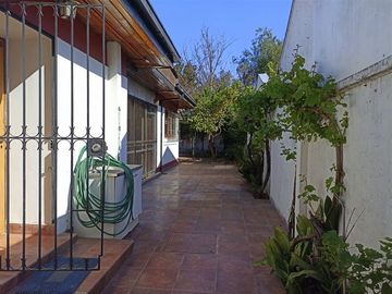 Casa en Venta en JOSE ORTEGA Y GASSET BUEN TERRENO