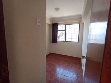 Casa en Venta en JOSE ORTEGA Y GASSET BUEN TERRENO
