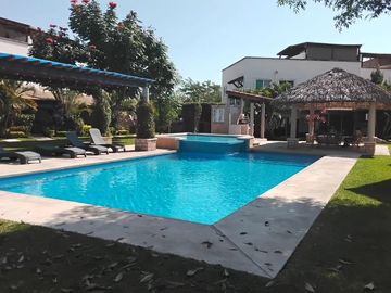 FABULOSA CASA EN RESIDENCIAL TULIPANES: TU HOGAR EN EMILIANO ZAPATA, TEZOYUCA!!