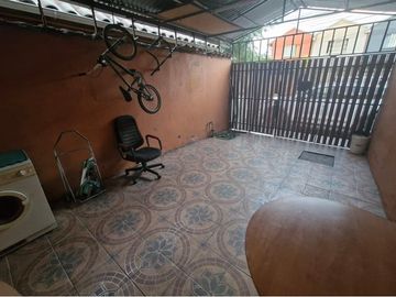 Espaciosa y Acogedora Casa en Excelente Ubicación