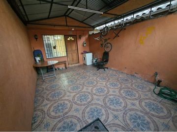 Espaciosa y Acogedora Casa en Excelente Ubicación