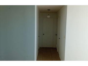 Dpto. en Segundo piso , estacionamiento y A Acond.