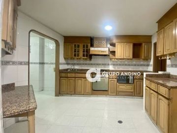 VENTA de APARTAMENTO en BUCARAMANGA