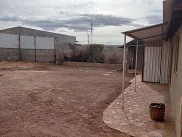 Casa Col. Reforma, Calle Estado de Guerrero con mucho terreno