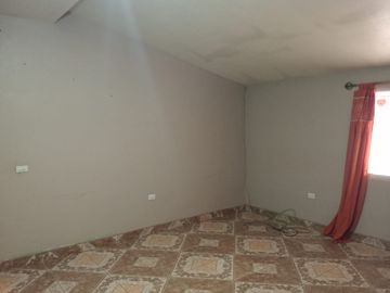 Casa Col. Reforma, Calle Estado de Guerrero con mucho terreno