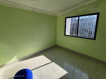 Casa en venta en Valle de Aragón 3ra Secc., Ecatepec, Estado de México.