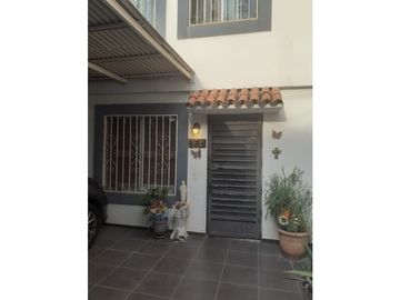 Casa en Venta Col Mirador de las Mitras